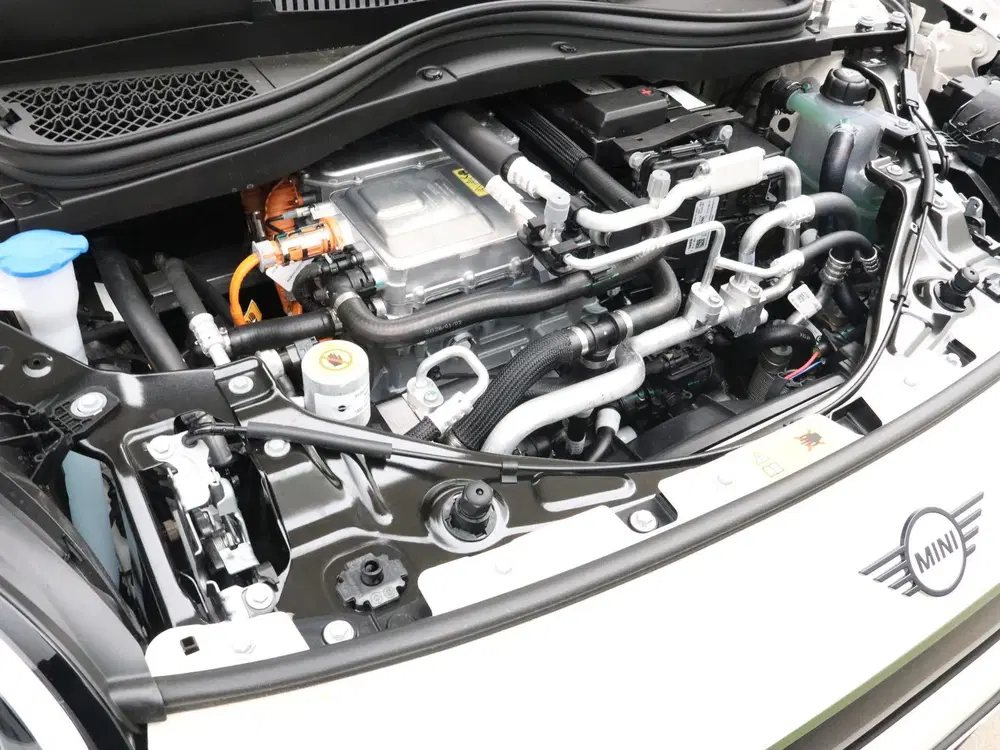 Mini Cooper E Paul Smith Edition Pakket M PRIVATE LEAS uit 2026, foto 4