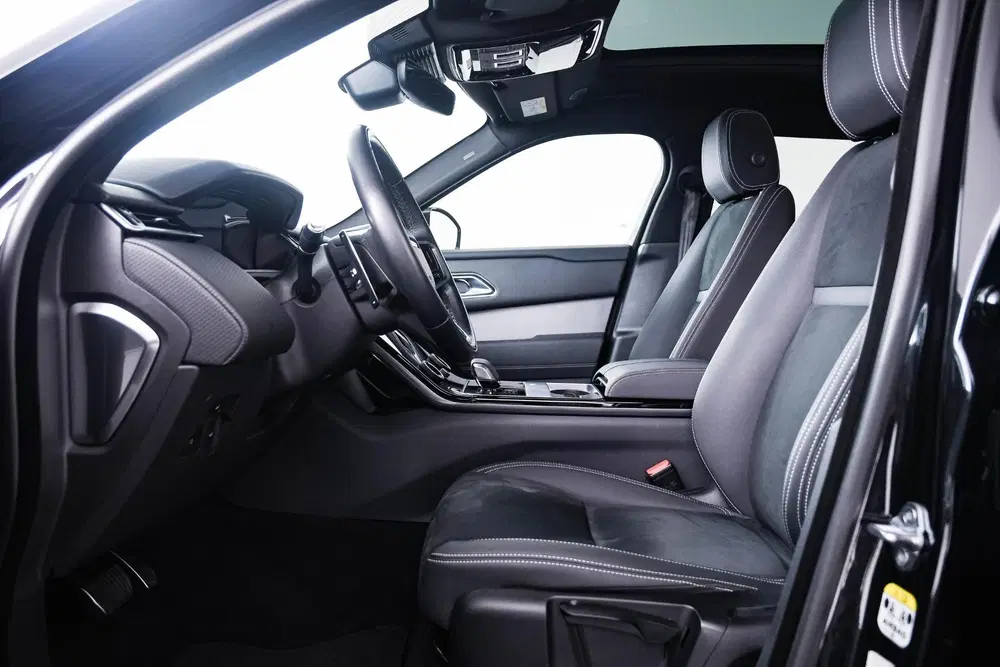 Land Rover Range Rover Velar 2.0 P400e R-Dynamic S Panoramad uit 2021, foto 4