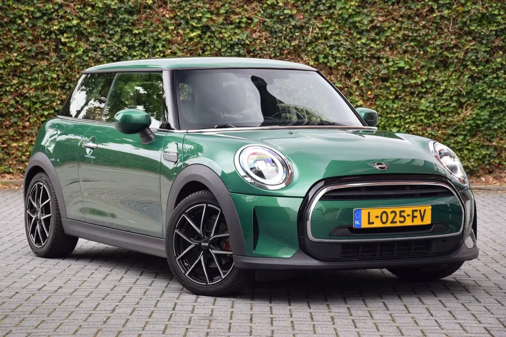 Mini Cooper 1.5 Cooper Leder uit 2021, foto 3