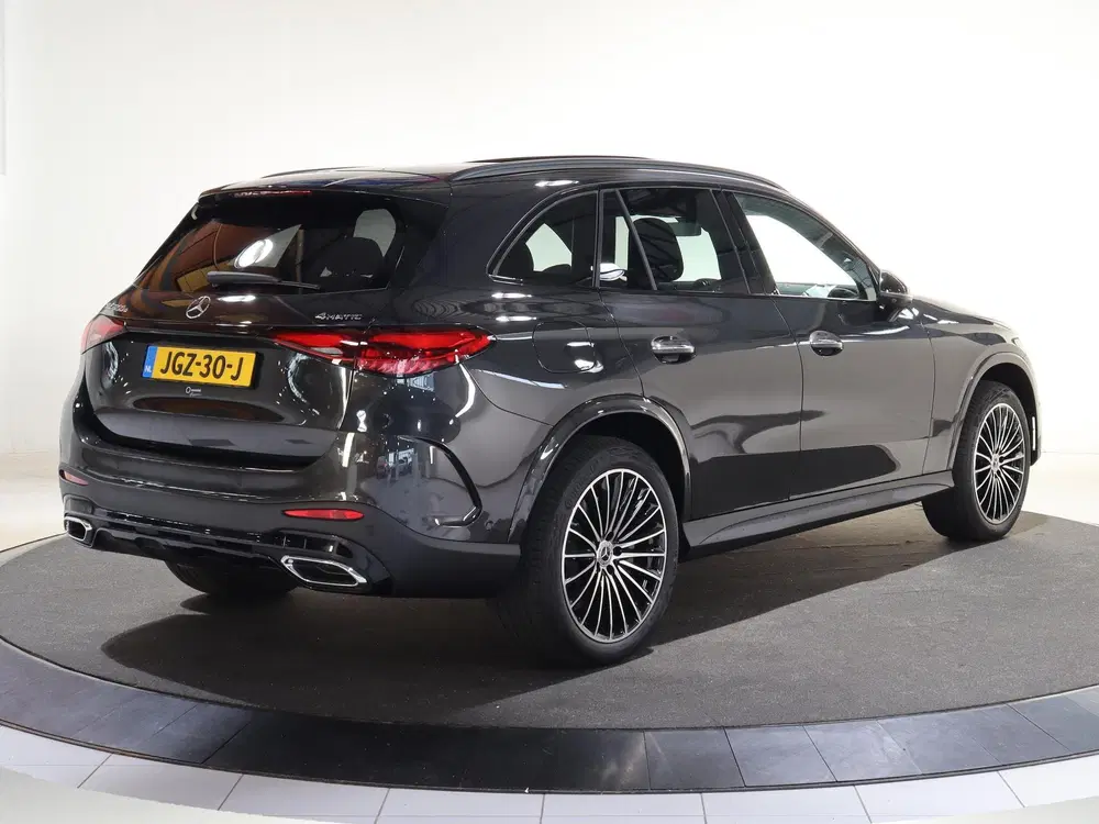 Mercedes-Benz GLC 300e 4MATIC Sport Edition uit 2026, foto 2