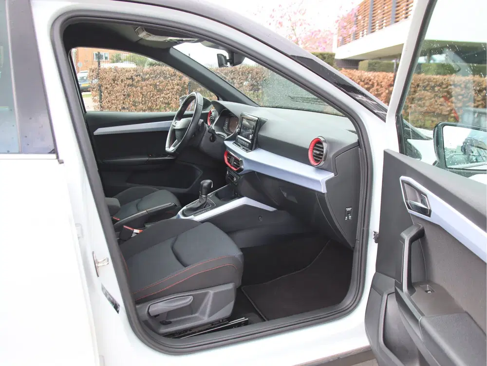 SEAT Arona 1.0 TSI DSG FR Business Camera-Carplay uit 2023, foto 11