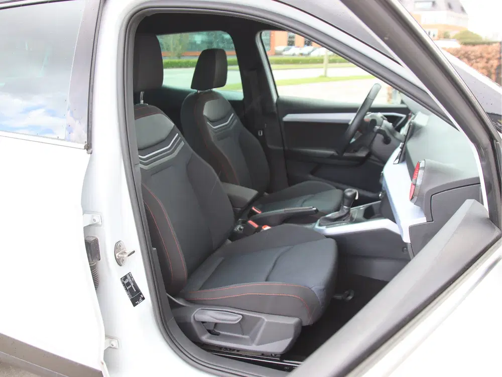 SEAT Arona 1.0 TSI DSG FR Business Camera-Carplay uit 2023, foto 12