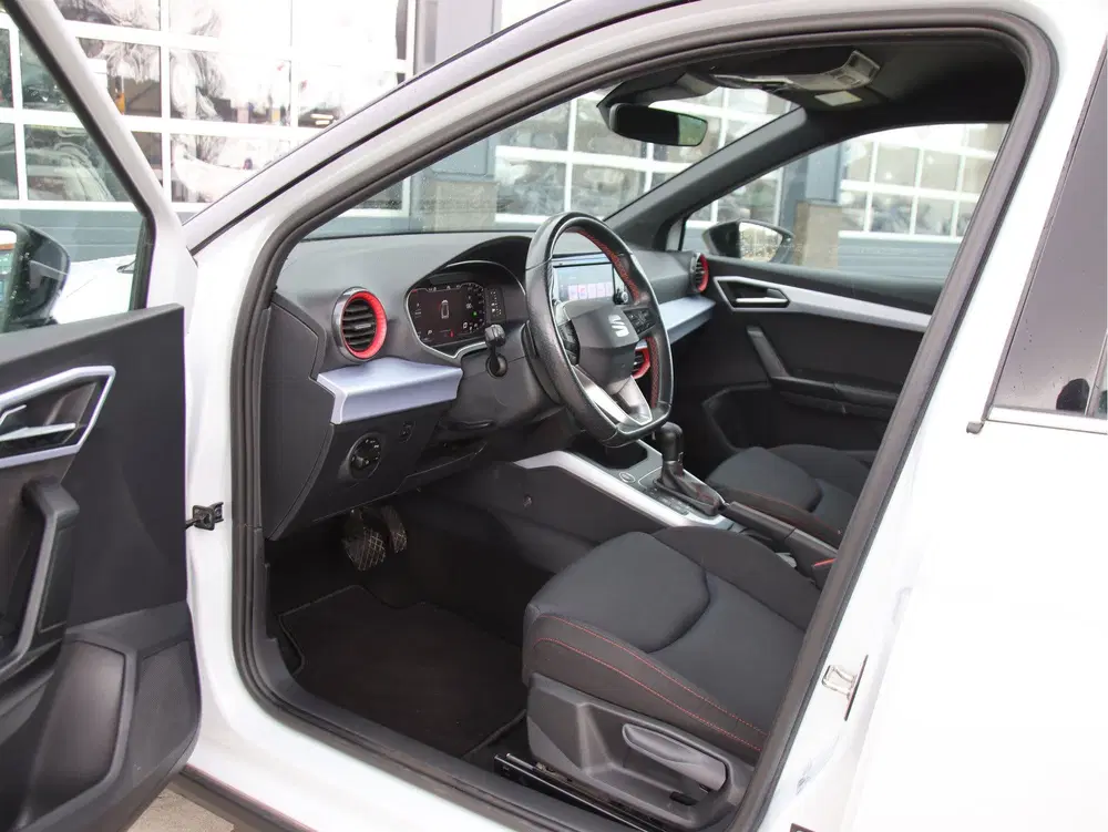 SEAT Arona 1.0 TSI DSG FR Business Camera-Carplay uit 2023, foto 9