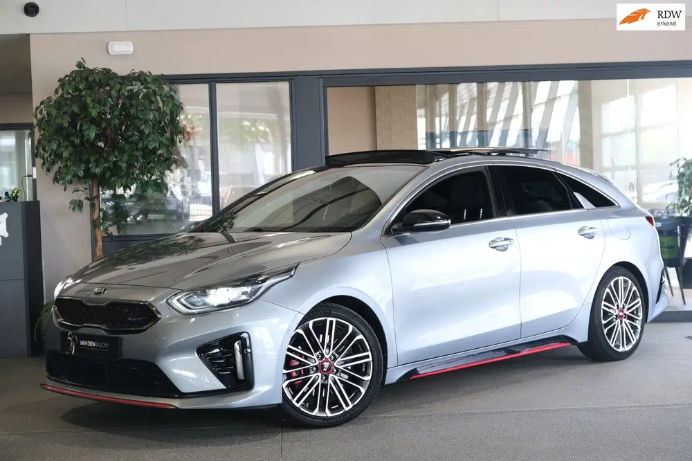 Kia ProCeed 1.6 T-GDI GT AUT 204PK Pano Trek Navi Lede uit 2019