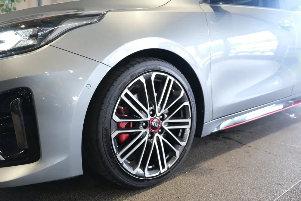 Kia ProCeed 1.6 T-GDI GT AUT 204PK Pano Trek Navi Lede uit 2019, foto 11