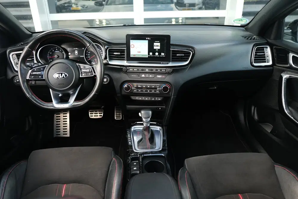 Kia ProCeed 1.6 T-GDI GT AUT 204PK Pano Trek Navi Lede uit 2019, foto 14