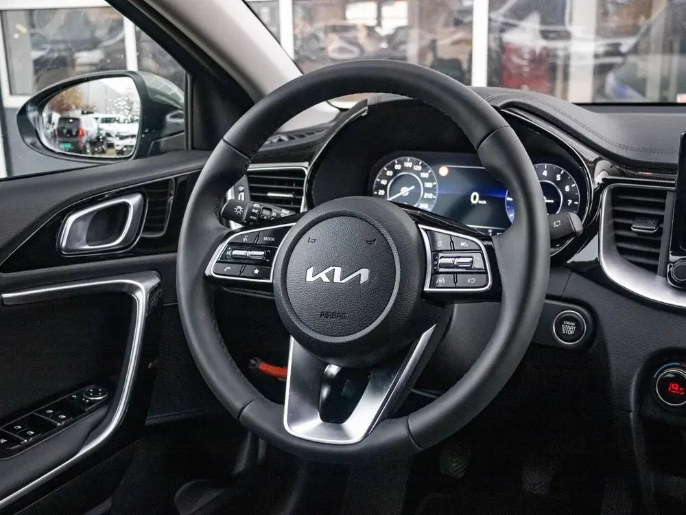 Kia Ceed 1.0 T-GDi DynamicPlusLine Navigatie l S uit 2024, foto 13