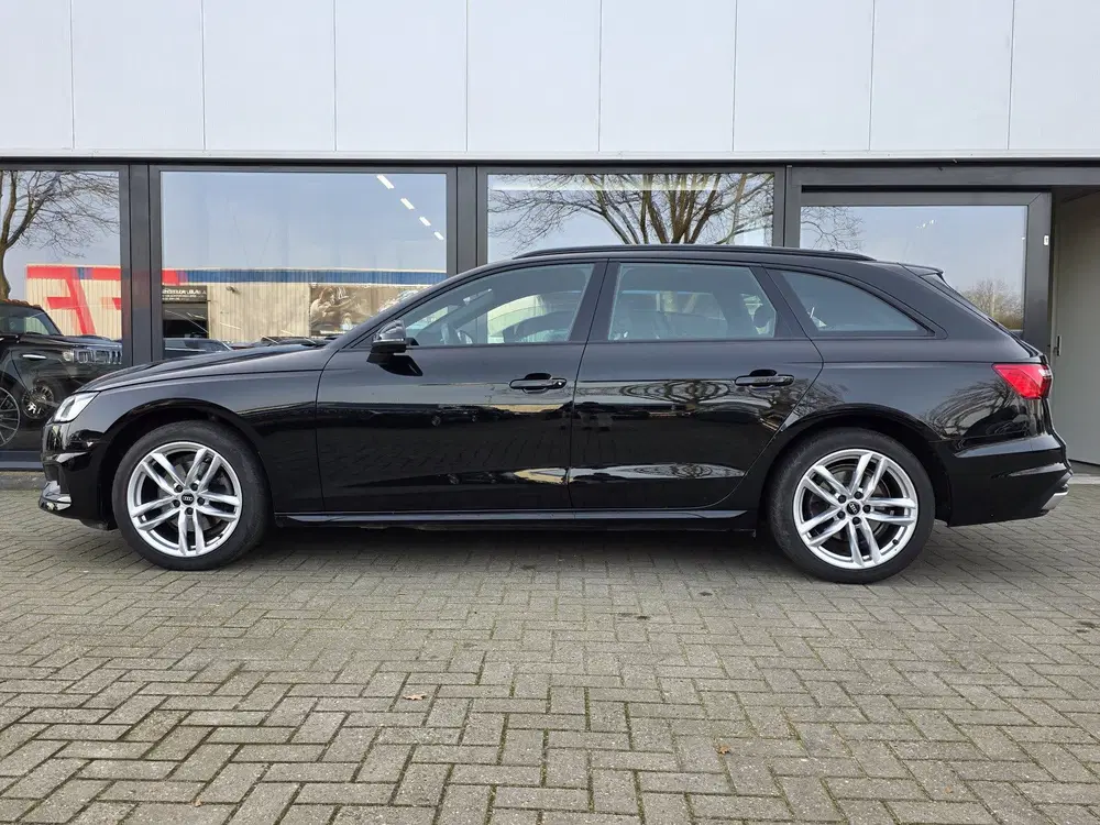 Audi A4 35 TFSI Pro Line + S-LINE VELGEN + ADAPT C uit 2021, foto 6