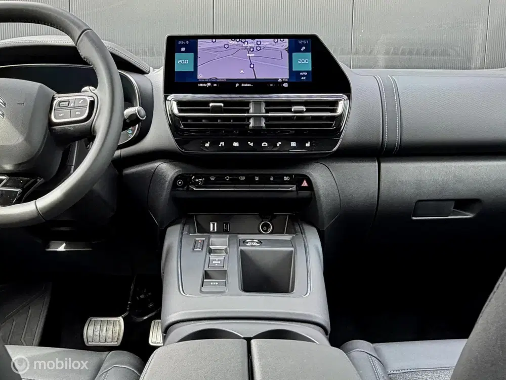 Citroën C5 Aircross Citroen C5 Aircross 1.6 Plug-in Hybrid 225 uit 2025, foto 9