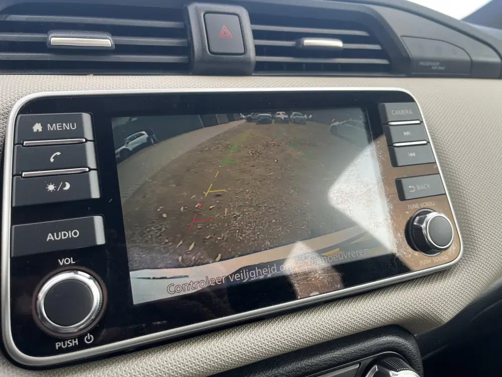 Nissan Micra 1.0 IG-T N-Connecta uit 2020, foto 15