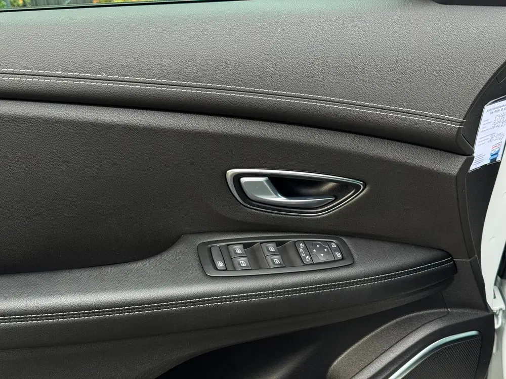 Renault Scenic Scénic 1.3 TCe Intens uit 2022, foto 15