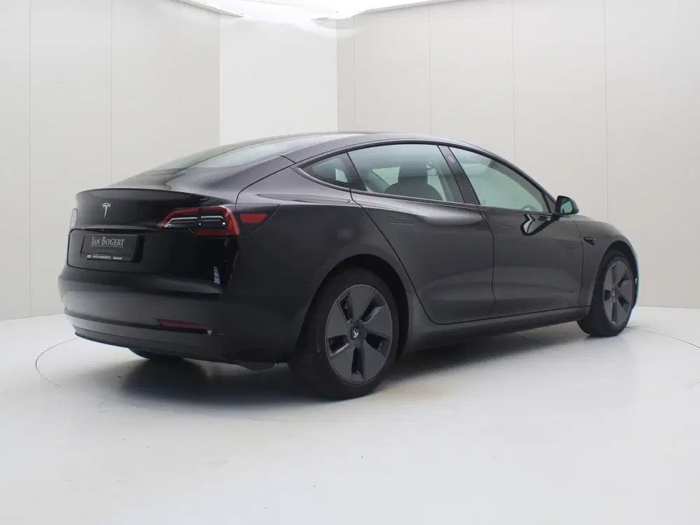Tesla Model 3 Long Range RWD 75kWh 299pk 94.7% SoH [ AMD uit 2023, foto 3
