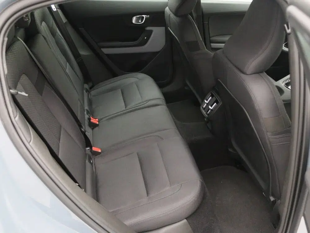 Polestar 2 170 kw Long Range Single Motor 78kWh 231pk uit 2022, foto 14