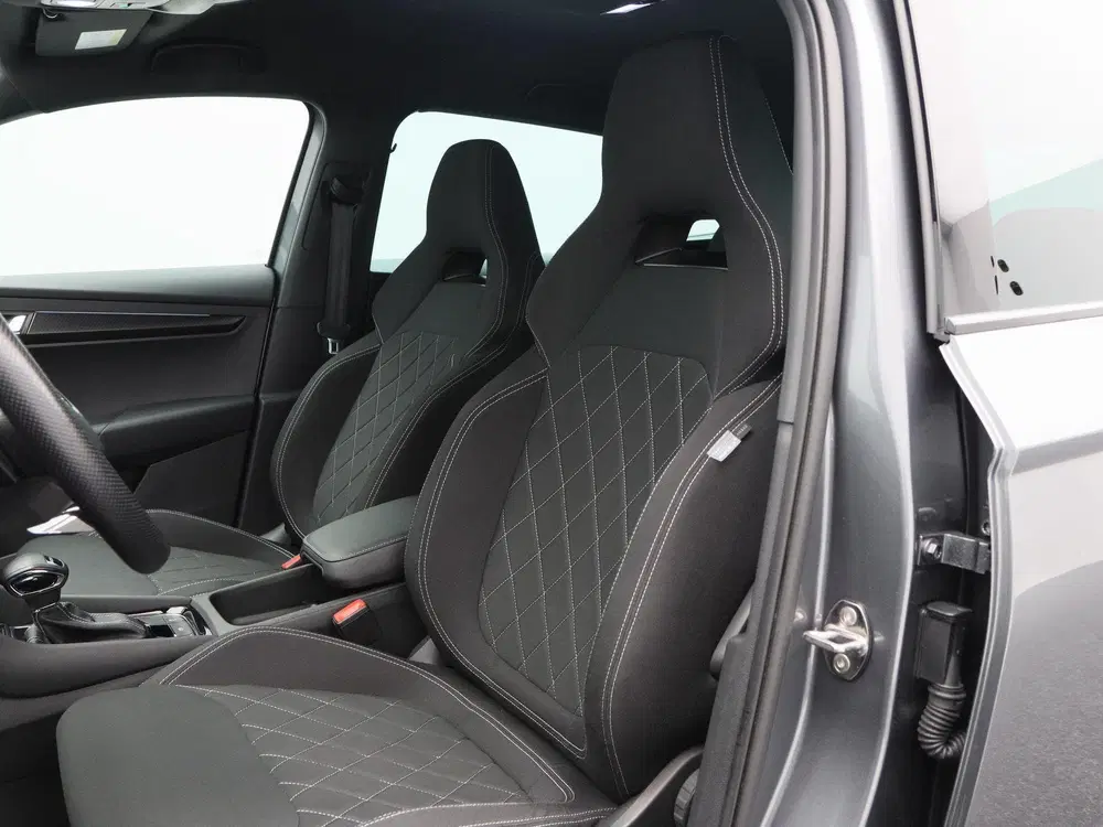 Skoda Karoq 1.5 TSi 150 Pk Automaat Sportline Business uit 2022, foto 5