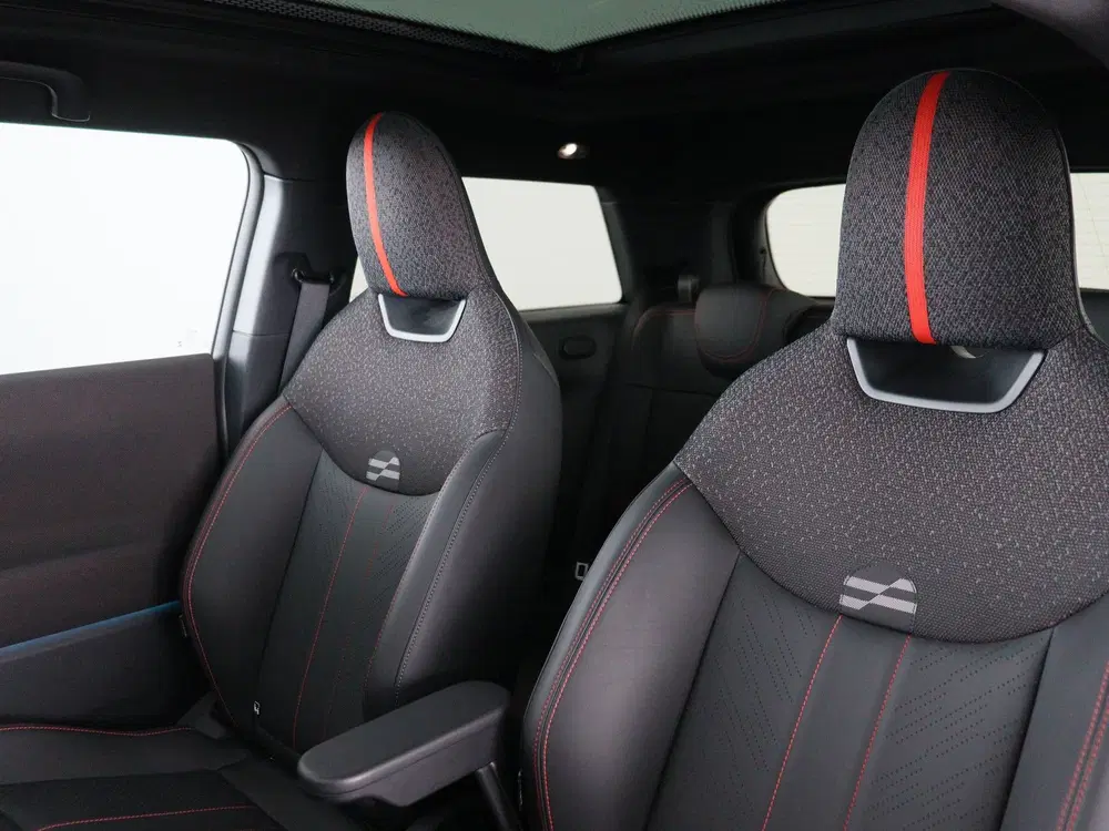 Mini John Cooper Works E John Cooper Works Pakket M (bj 2025) uit 2025, foto 6