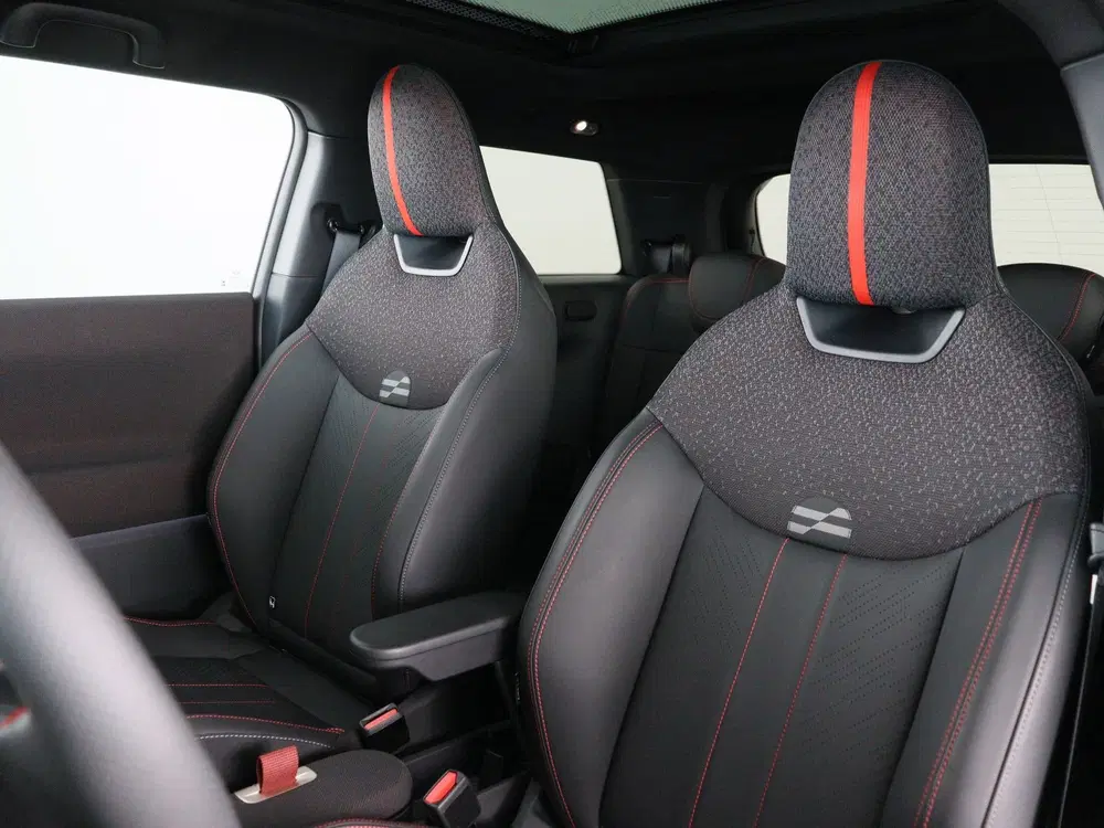 Mini John Cooper Works E John Cooper Works Pakket L (bj 2025) uit 2025, foto 6