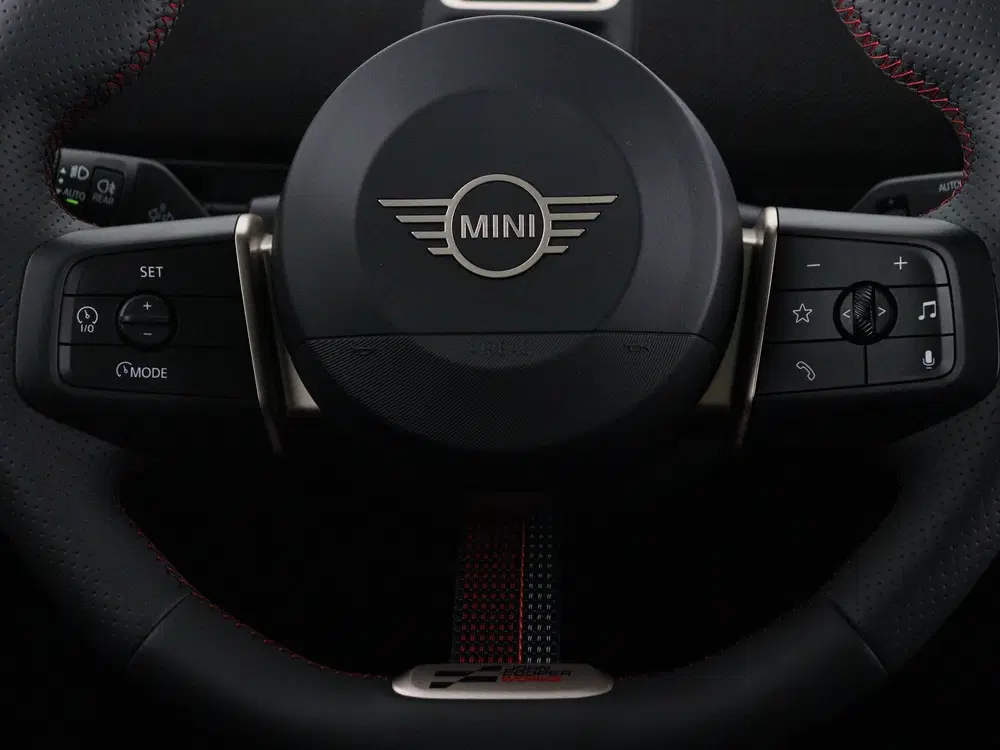Mini Aceman SE John Cooper Works Pakket L PRIVATE LEAS uit 2026, foto 3