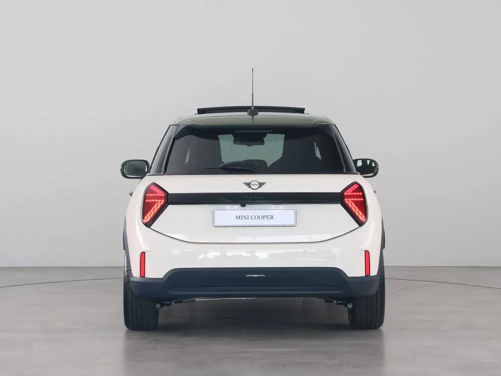 Mini Cooper C Cooper C Paul Smith Edition Pakket L (bj 2 uit 2026, foto 6