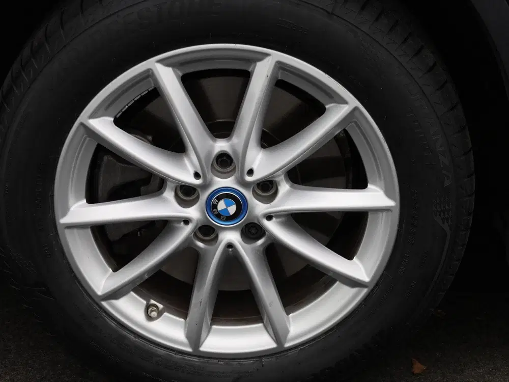 BMW X1 xDrive25e uit 2022, foto 14
