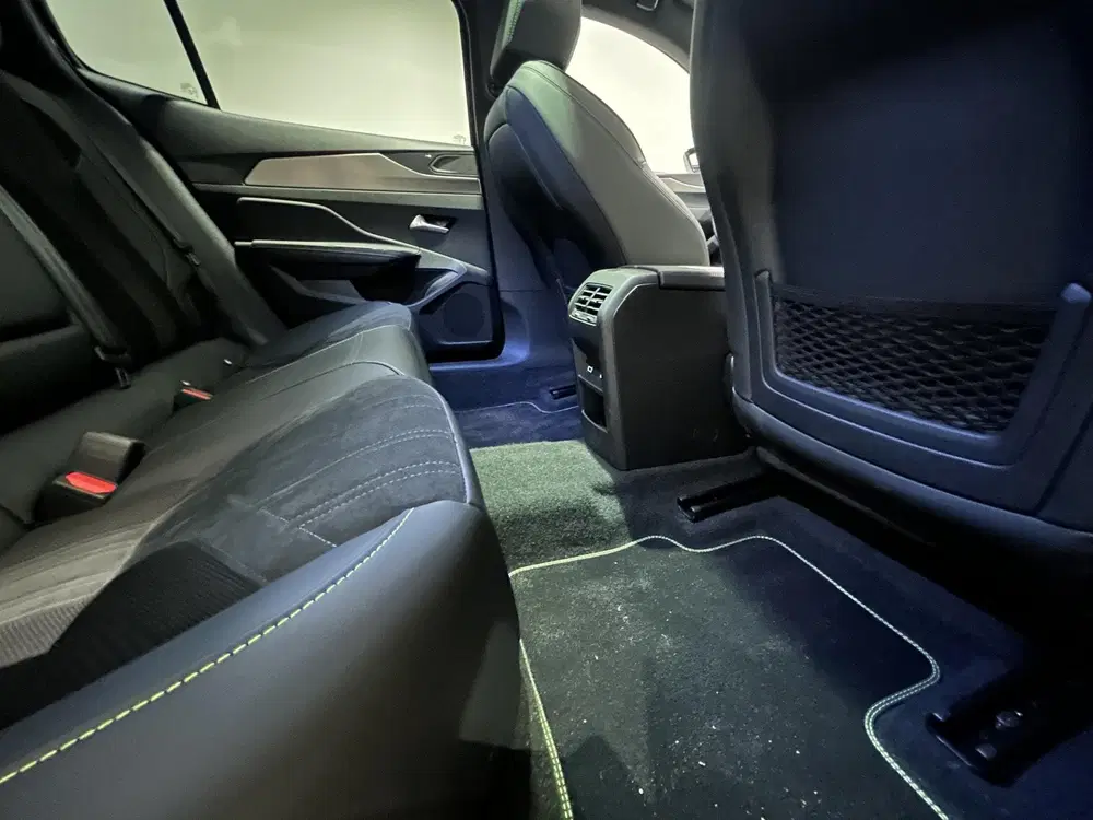Peugeot 408 GT Avantage 58 kWh uit 2025, foto 13