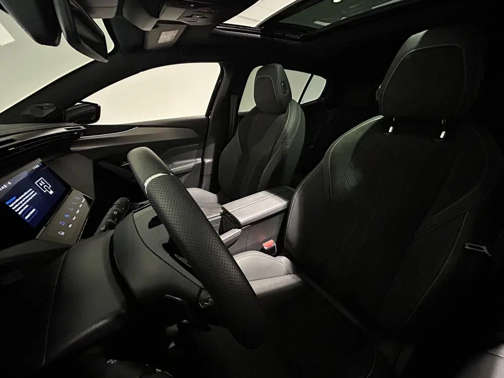 Peugeot 408 GT Avantage 58 kWh uit 2025, foto 4
