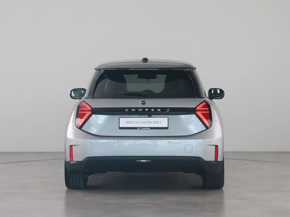 Mini Cooper SE E Favoured Pakket M Accu conditie 98% uit 2024, foto 11