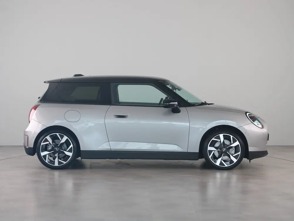Mini Cooper SE E Favoured Pakket M Accu conditie 98% uit 2024, foto 9