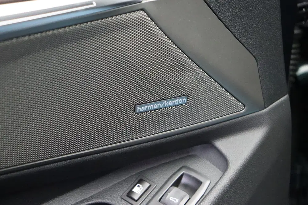BMW 3-serie 330e M Sport Automaat uit 2026, foto 13