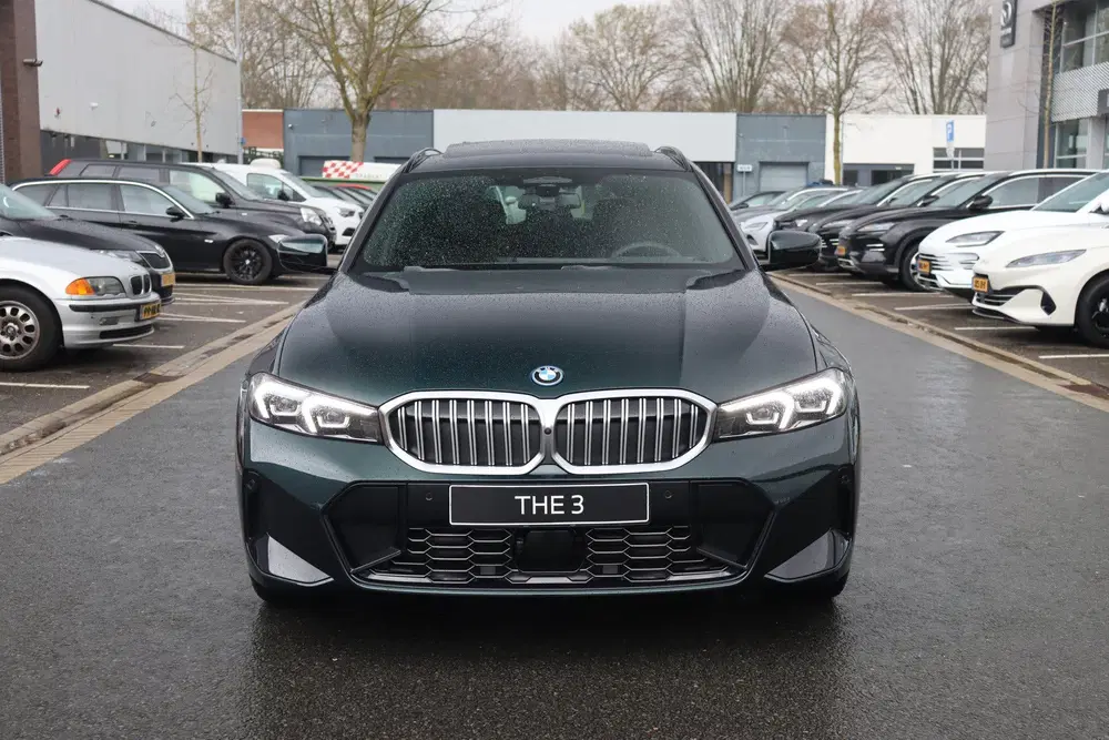 BMW 3-serie 330e M Sport Automaat uit 2026, foto 7