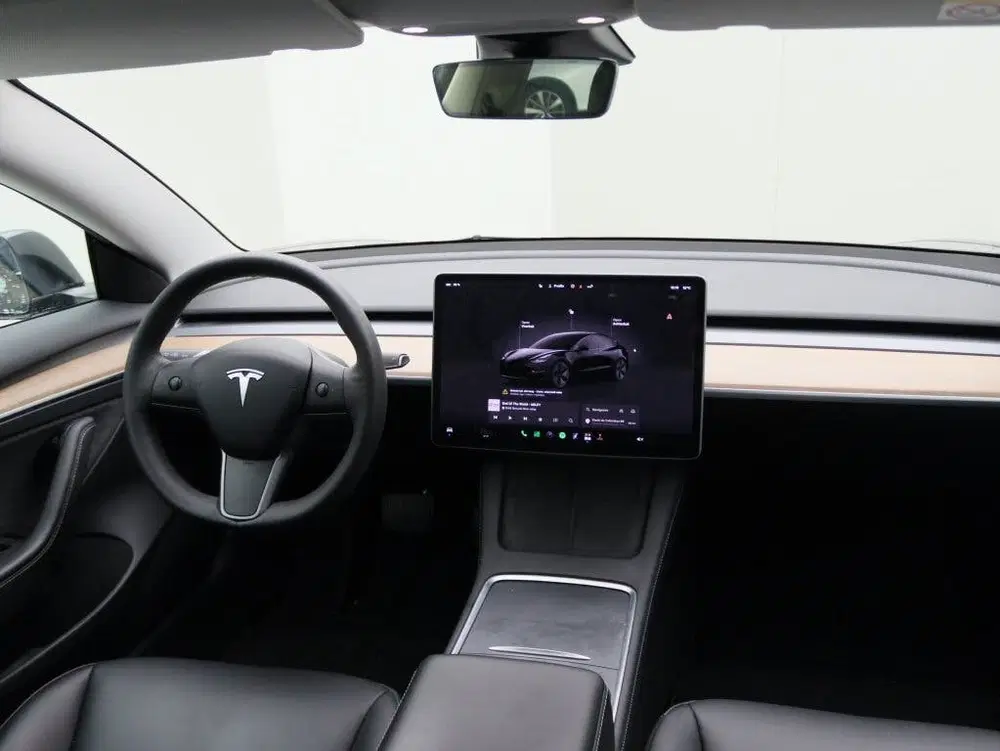 Tesla Model 3 Standard RWD Plus FACELIFT [ AMD RYZEN+LFP uit 2022, foto 2