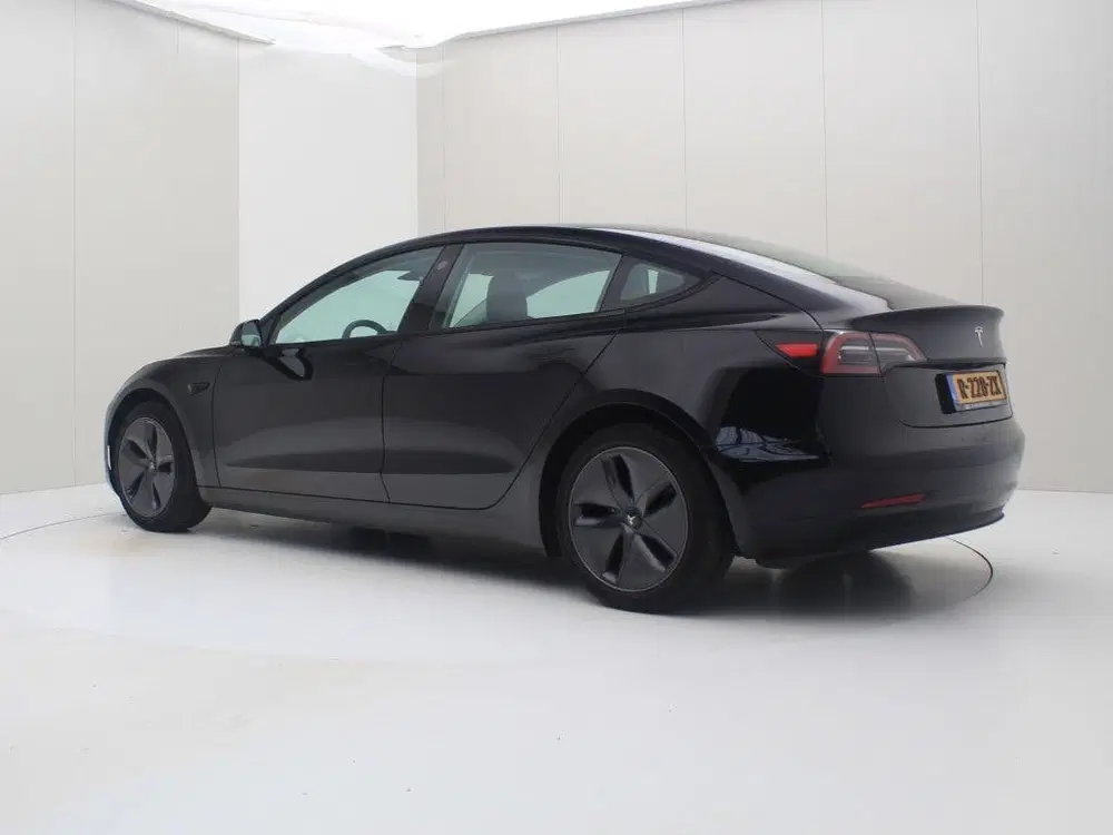 Tesla Model 3 Standard RWD Plus FACELIFT [ AMD RYZEN+LFP uit 2022, foto 4