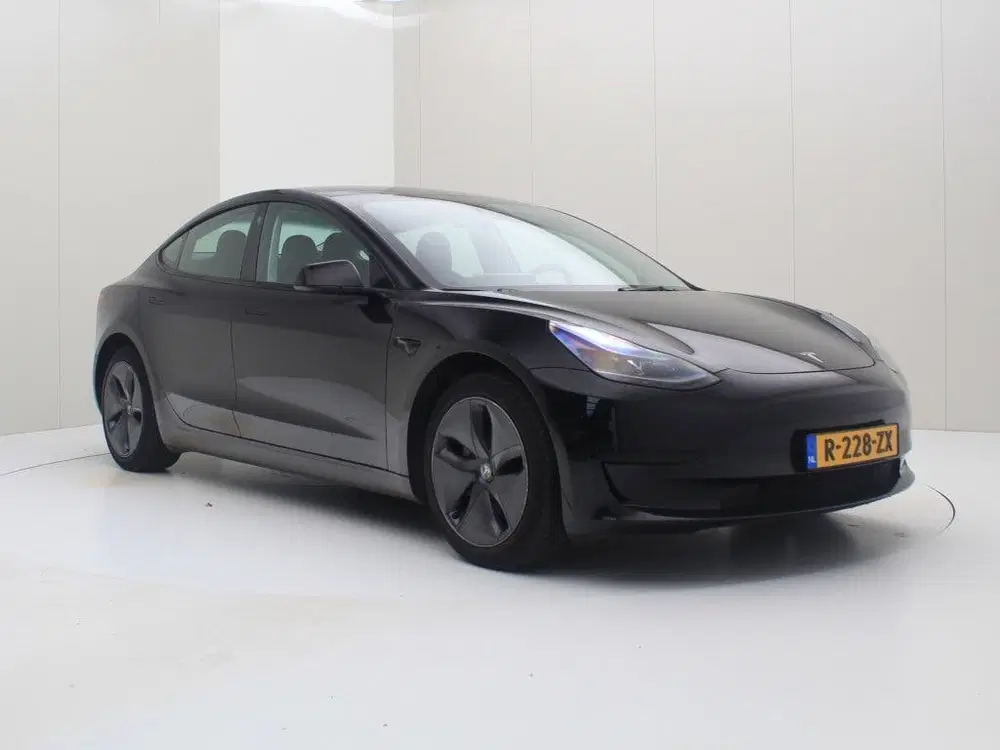 Tesla Model 3 Standard RWD Plus FACELIFT [ AMD RYZEN+LFP uit 2022, foto 5