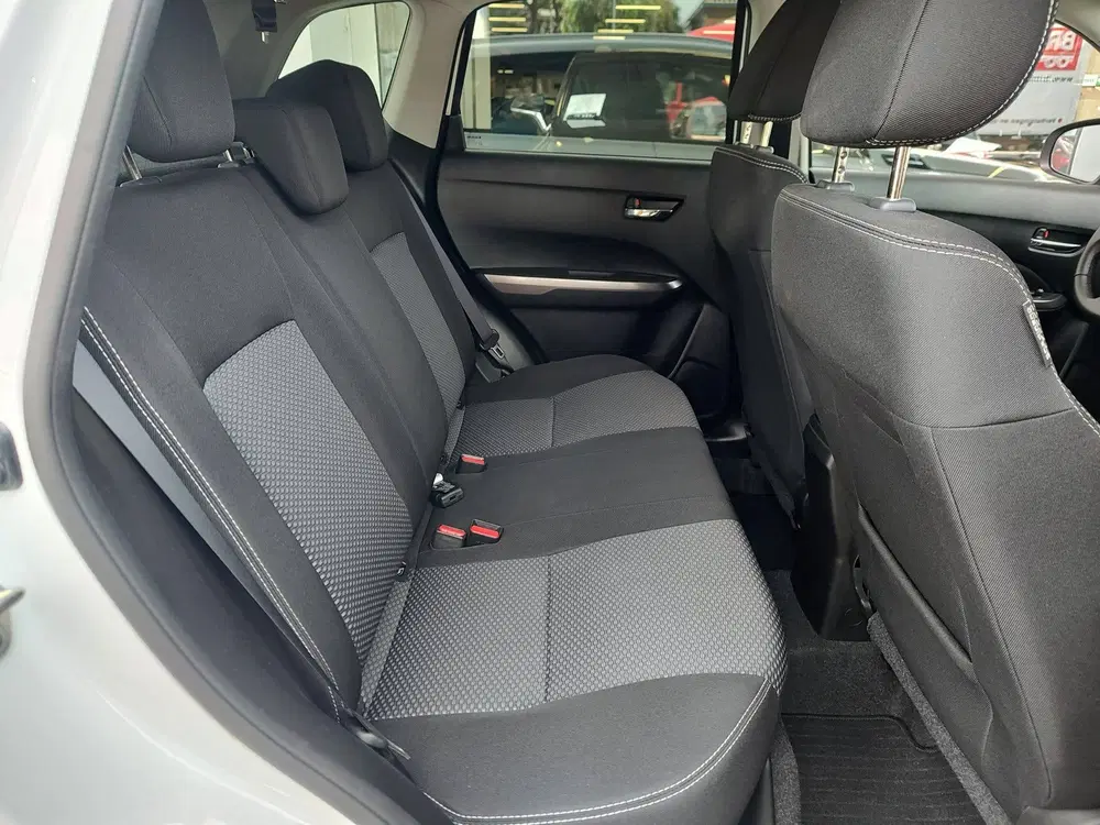 Suzuki Vitara 1.4 BOOSTERJET SMART HYBRID SELECT Keyless uit 2025, foto 10