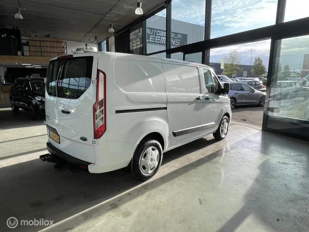 Ford Transit Custom 340 2.0 TDCI L1H1 groot scherm uit 2020, foto 4