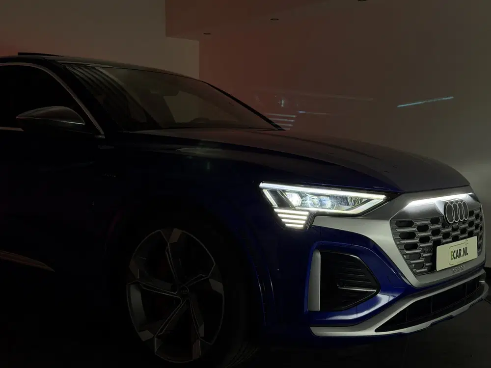 Audi SQ8 SQ8 115 kWh uit 2023, foto 12