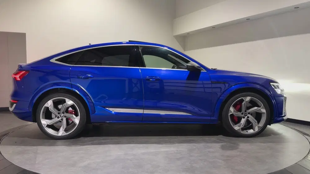 Audi SQ8 SQ8 115 kWh uit 2023, foto 3