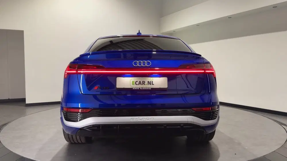 Audi SQ8 SQ8 115 kWh uit 2023, foto 5