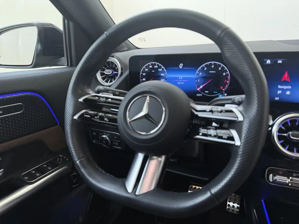 Mercedes-Benz GLA 180 Business Solution AMG uit 2025, foto 10