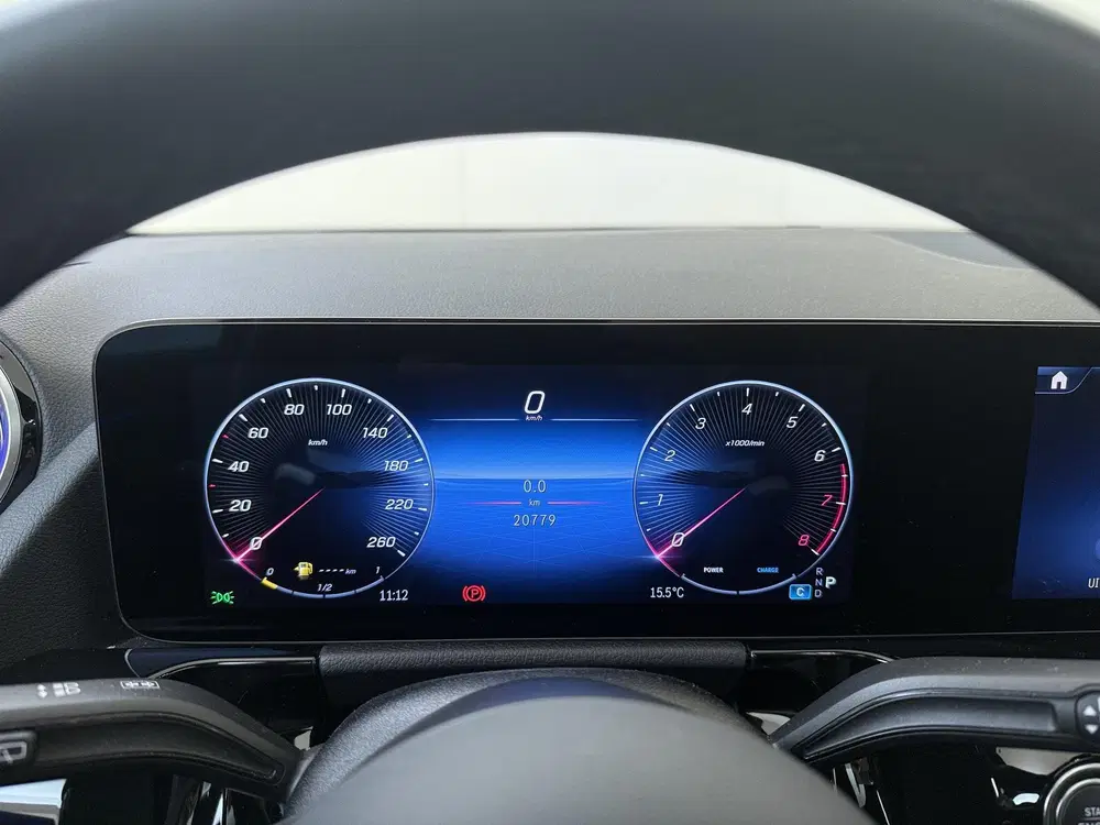 Mercedes-Benz GLA 180 Business Solution AMG uit 2025, foto 11