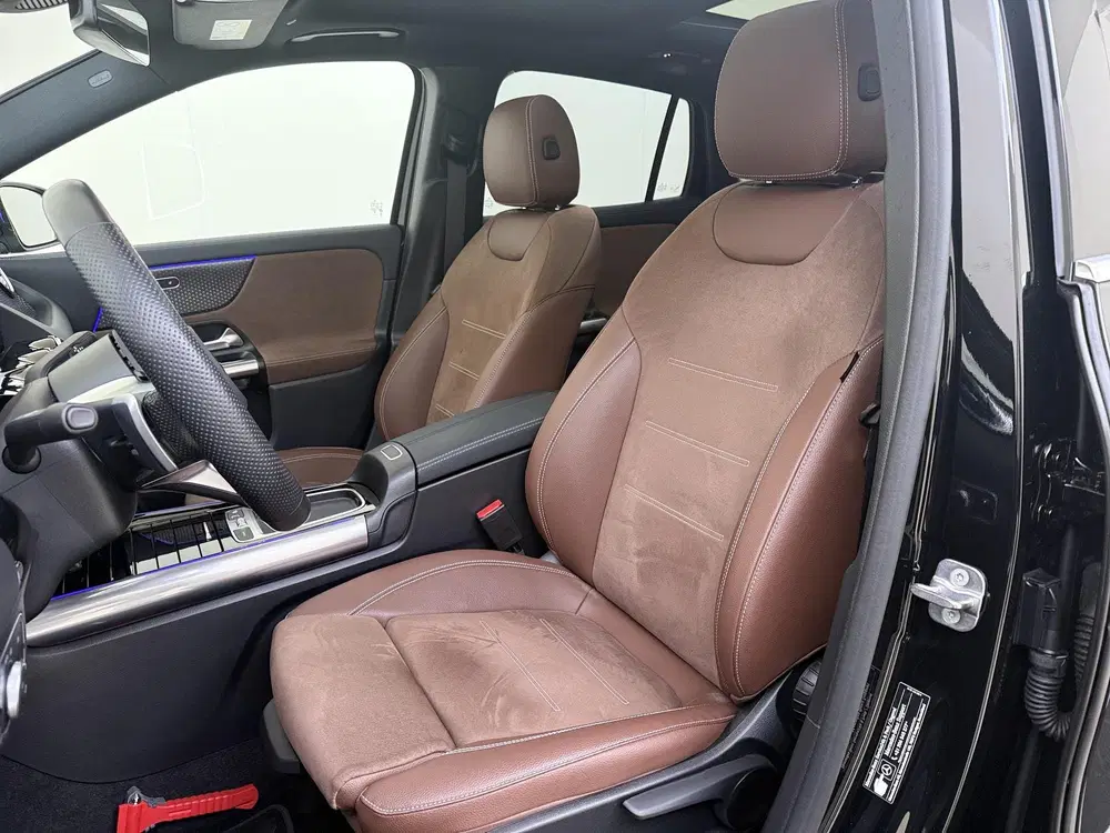 Mercedes-Benz GLA 180 Business Solution AMG uit 2025, foto 15