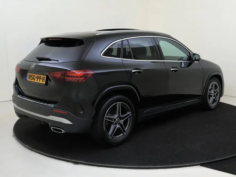 Mercedes-Benz GLA 180 Business Solution AMG uit 2025, foto 4