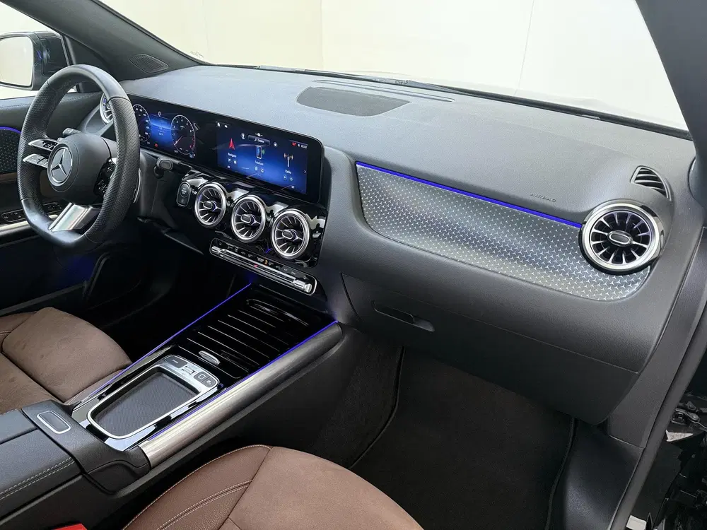 Mercedes-Benz GLA 180 Business Solution AMG uit 2025, foto 5