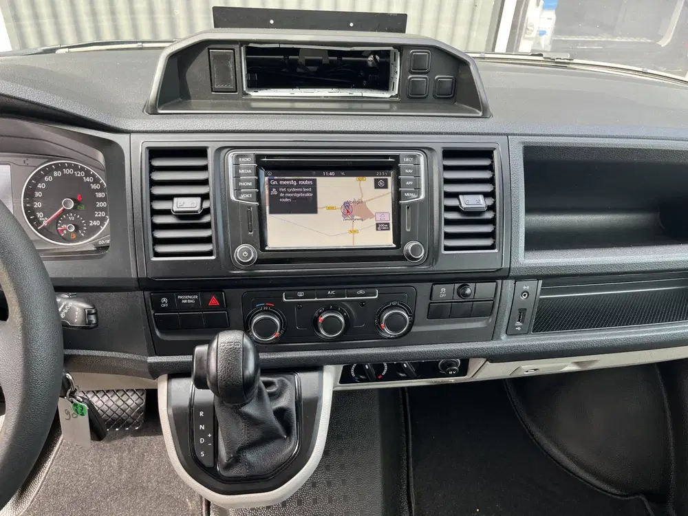 Volkswagen Transporter Kombi 2.0 TDI 4x4 DSG Automaat Airco uit 2019, foto 14