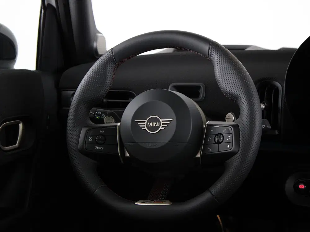 Mini John Cooper Works Cooper C John Cooper Works Pakket XL (bj 2 uit 2026, foto 2