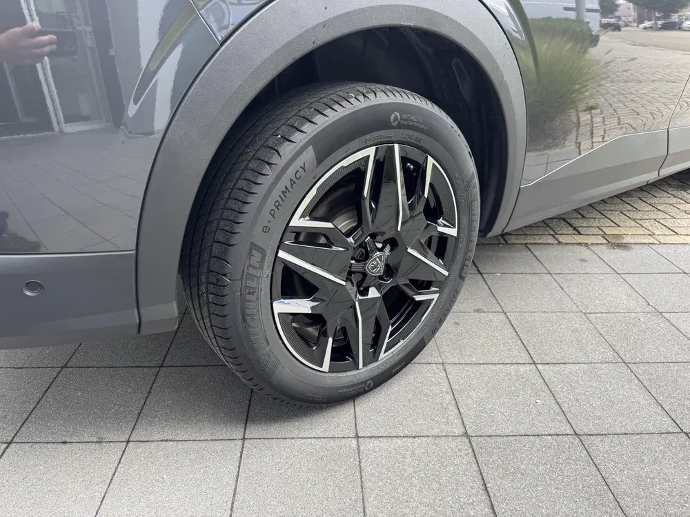 Peugeot 5008 Hybrid 145 GT 7p l 360 Vision l Drive Assi uit 2025, foto 12