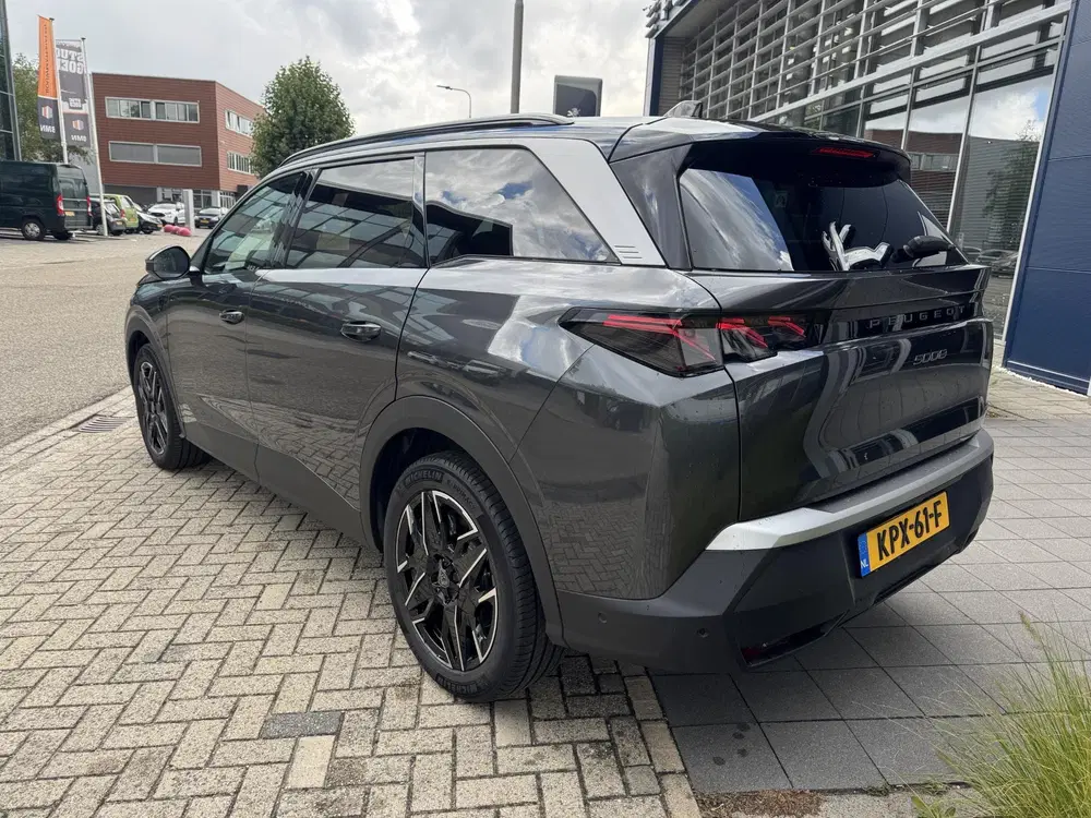 Peugeot 5008 Hybrid 145 GT 7p l 360 Vision l Drive Assi uit 2025, foto 3
