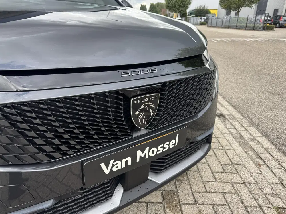 Peugeot 5008 Hybrid 145 GT 7p l 360 Vision l Drive Assi uit 2025, foto 7