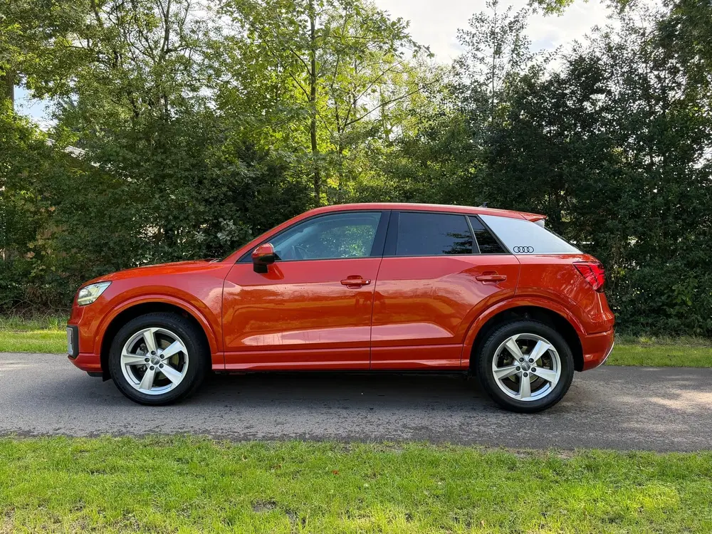 Audi Q2 30 TFSI Design Pro Line Plus uit 2019, foto 2
