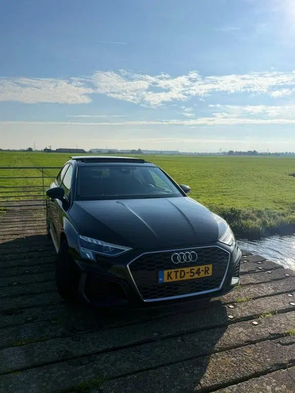 Audi A3 40 TFSI e Adv edit. uit 2023, foto 4