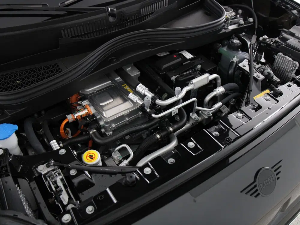 Mini Aceman SE John Cooper Works Pakket XL PRIVATE LEA uit 2026, foto 3